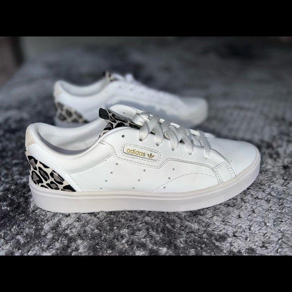 Adidas Originals Sleek - Picture 1 of 12